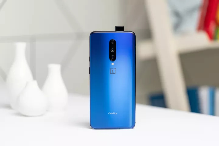 OnePlus 7 Pro with Pop-Up camera